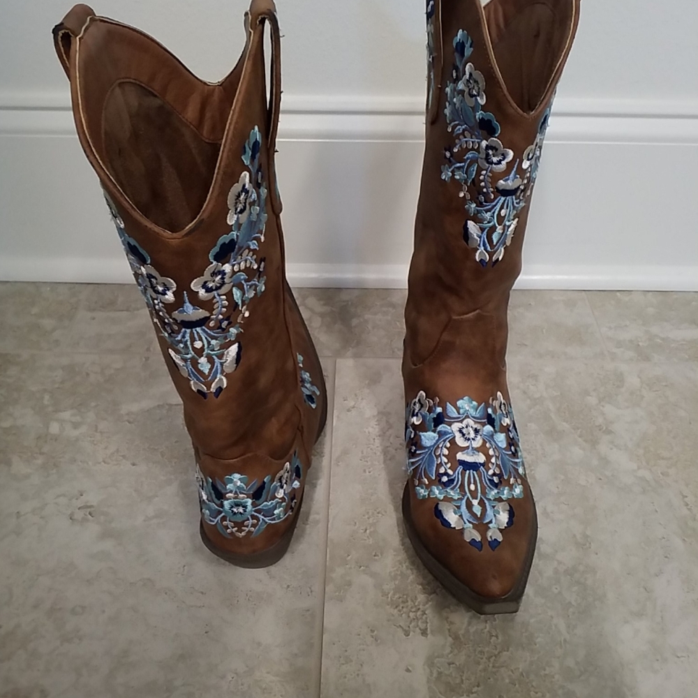 Cowboy boots